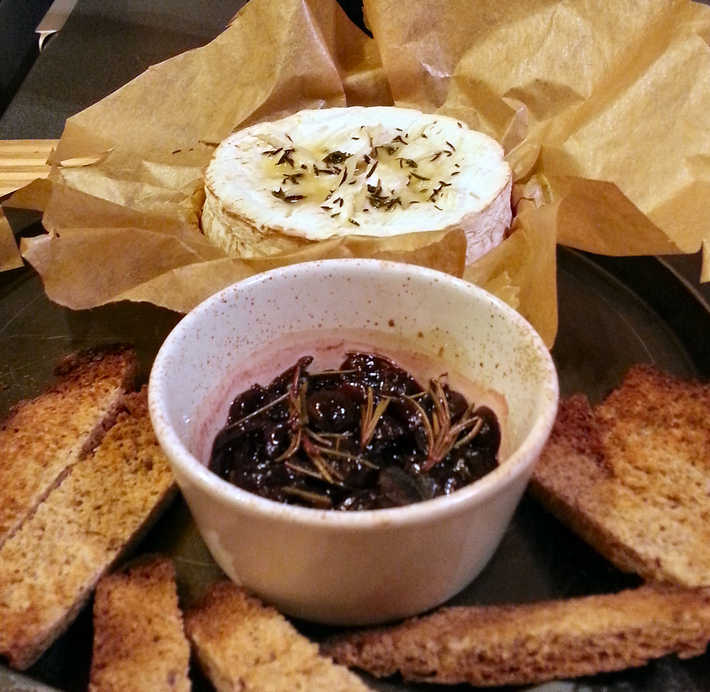 Baked Camembert with Port and Cranberries