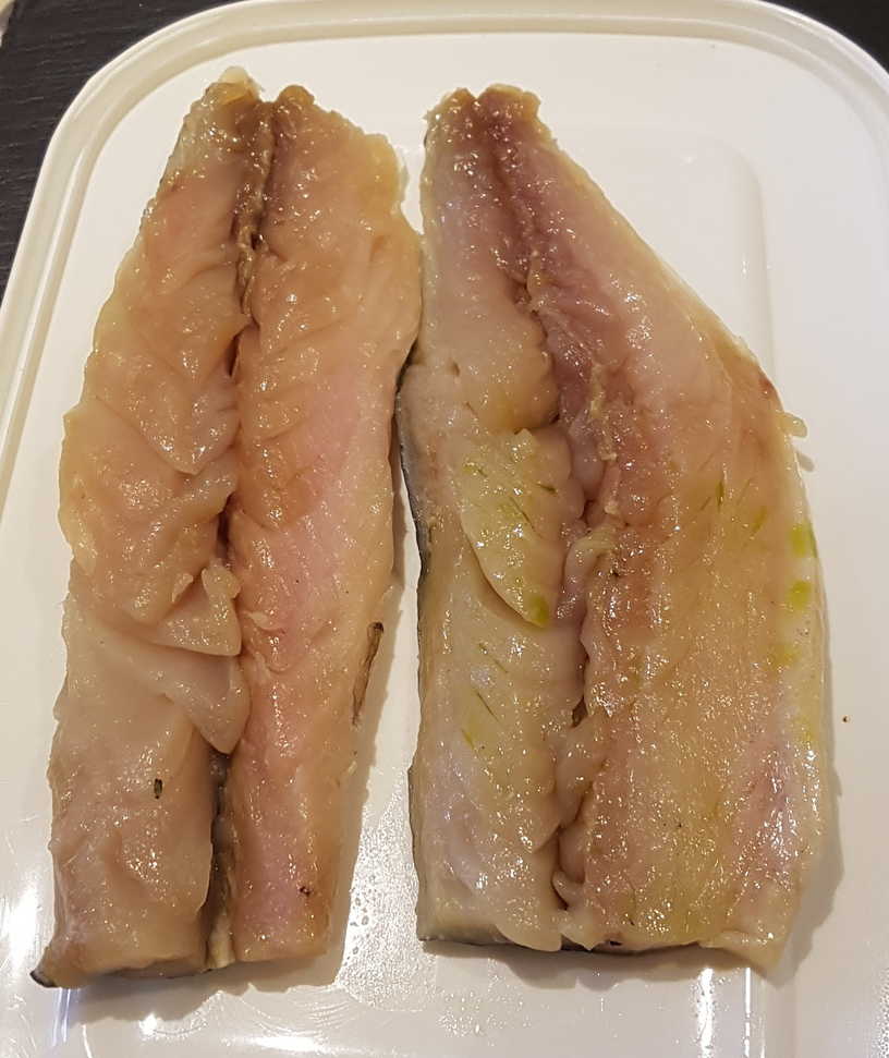 Deboned mackerel fillet