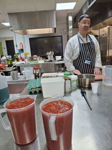 Paul being disappointed with supermarkets.