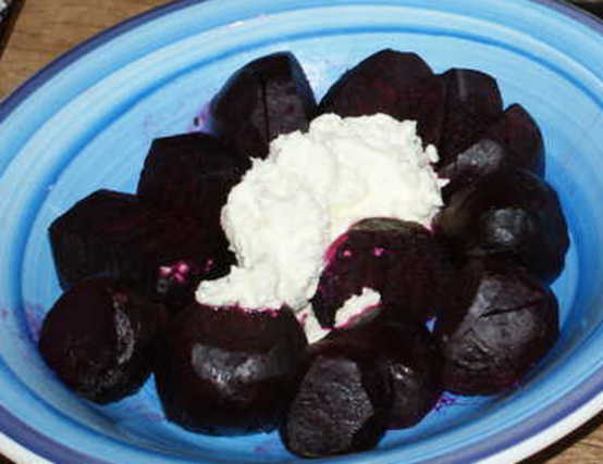 Beetroots with Horseradish Cream