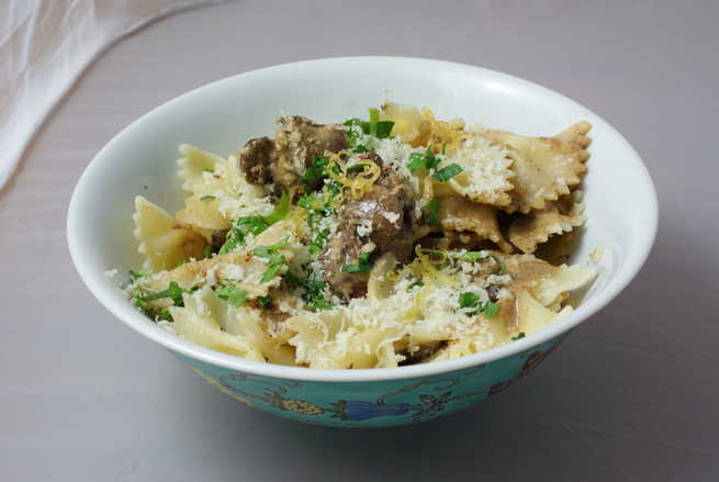 Chicken Livers with Pasta, Lemon & Garlic