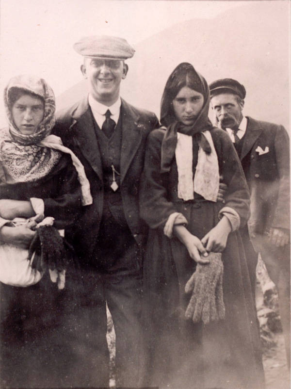 Island tourists with local women.