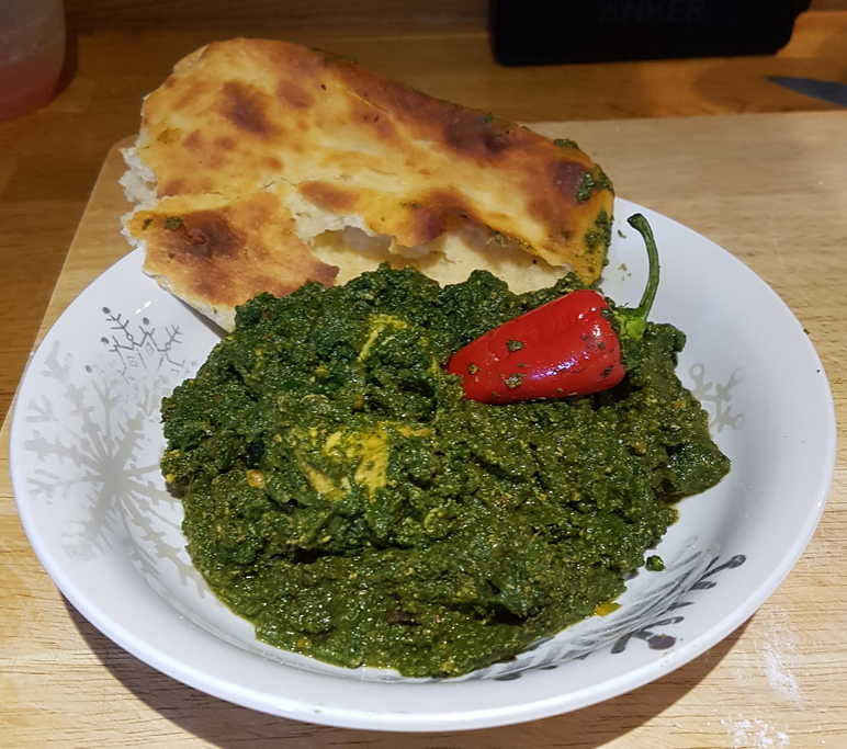 Chicken palak plated