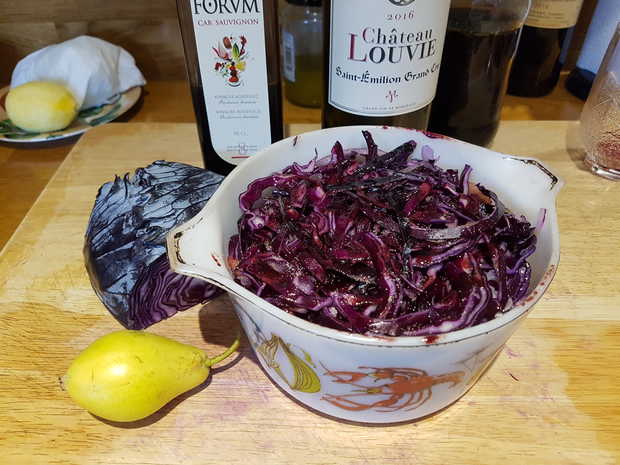 Braised Red Cabbage with Pear