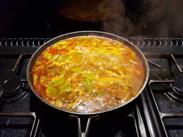 Bubbling Paella.
