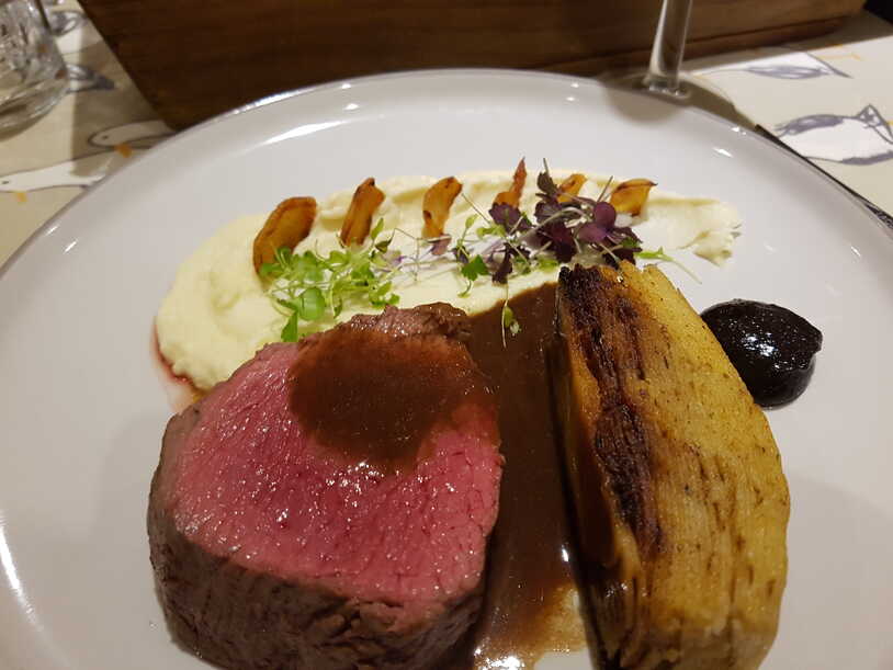Pommes Anna with Onions with Fillet Steak, Parsnip Horseradish Purée and Black Garlic Gel