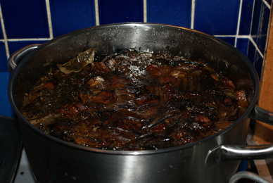 Dark beef stock