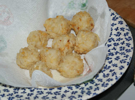 Crispy fried rice balls