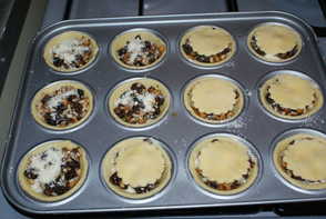 Raw Mince Pies