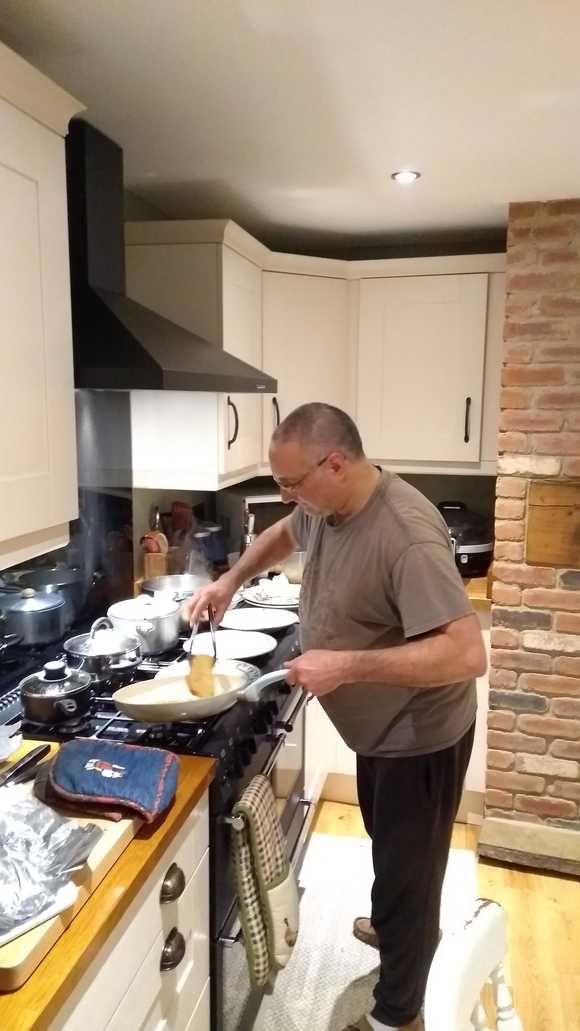 Karl Cooking