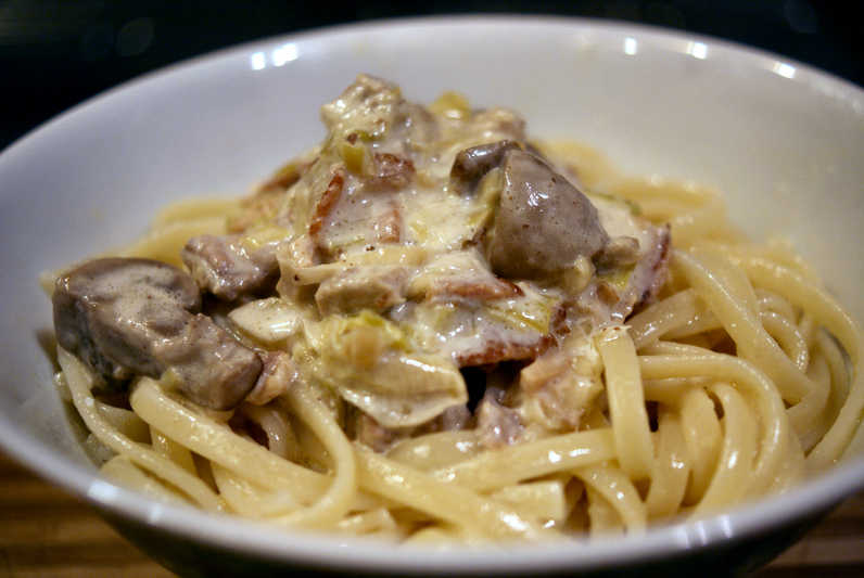 Karl's Linguine Carbonara